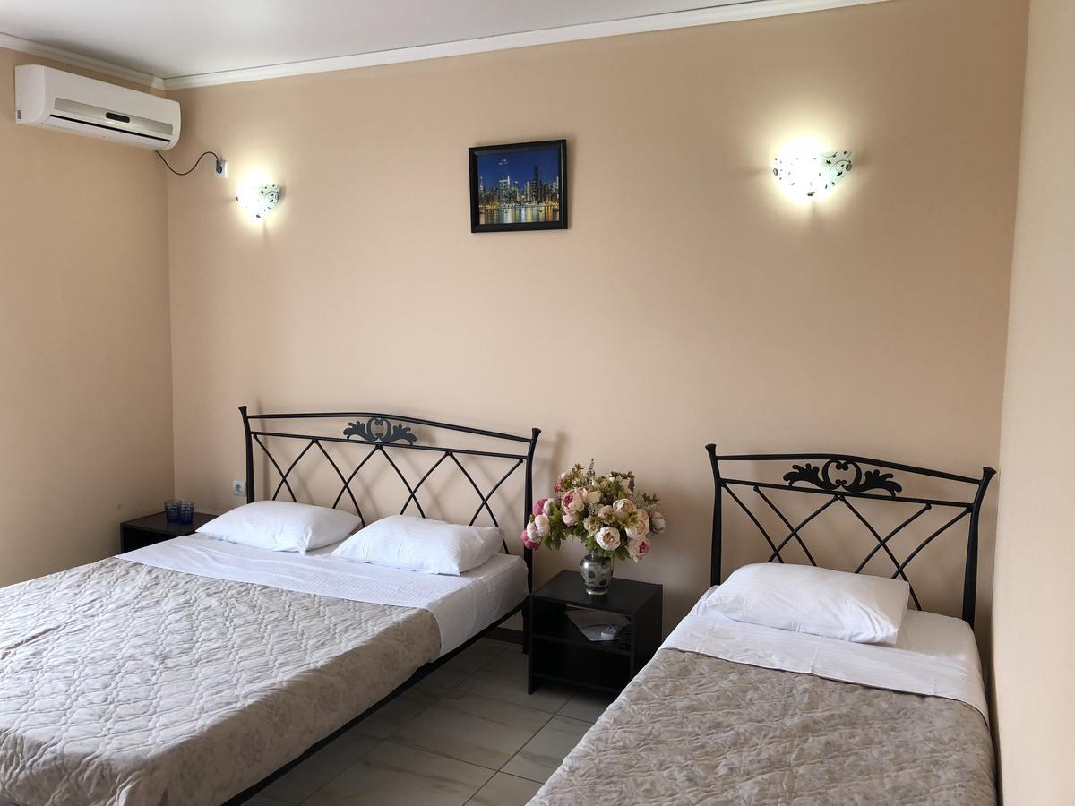 Alakhadze Hotel Askar المظهر الخارجي الصورة